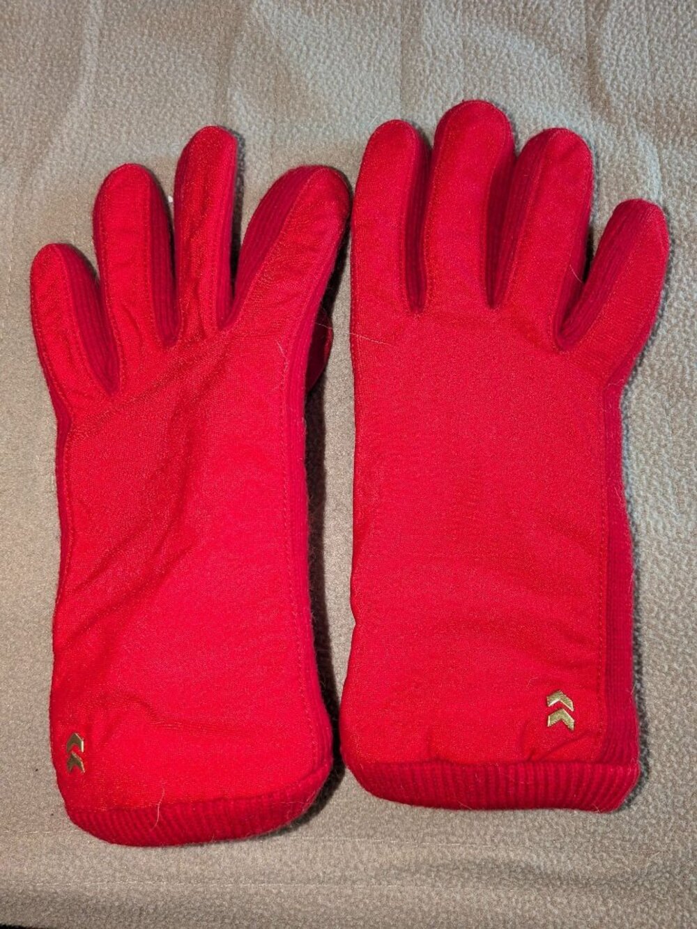 Isotoner gloves Vintage Red Fleece lined Sz Medium